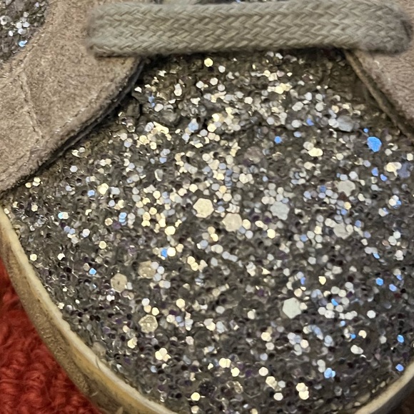 Women's Superstar in Silver Glitter Ice-Gray Suede Star - Picture 7 of 16